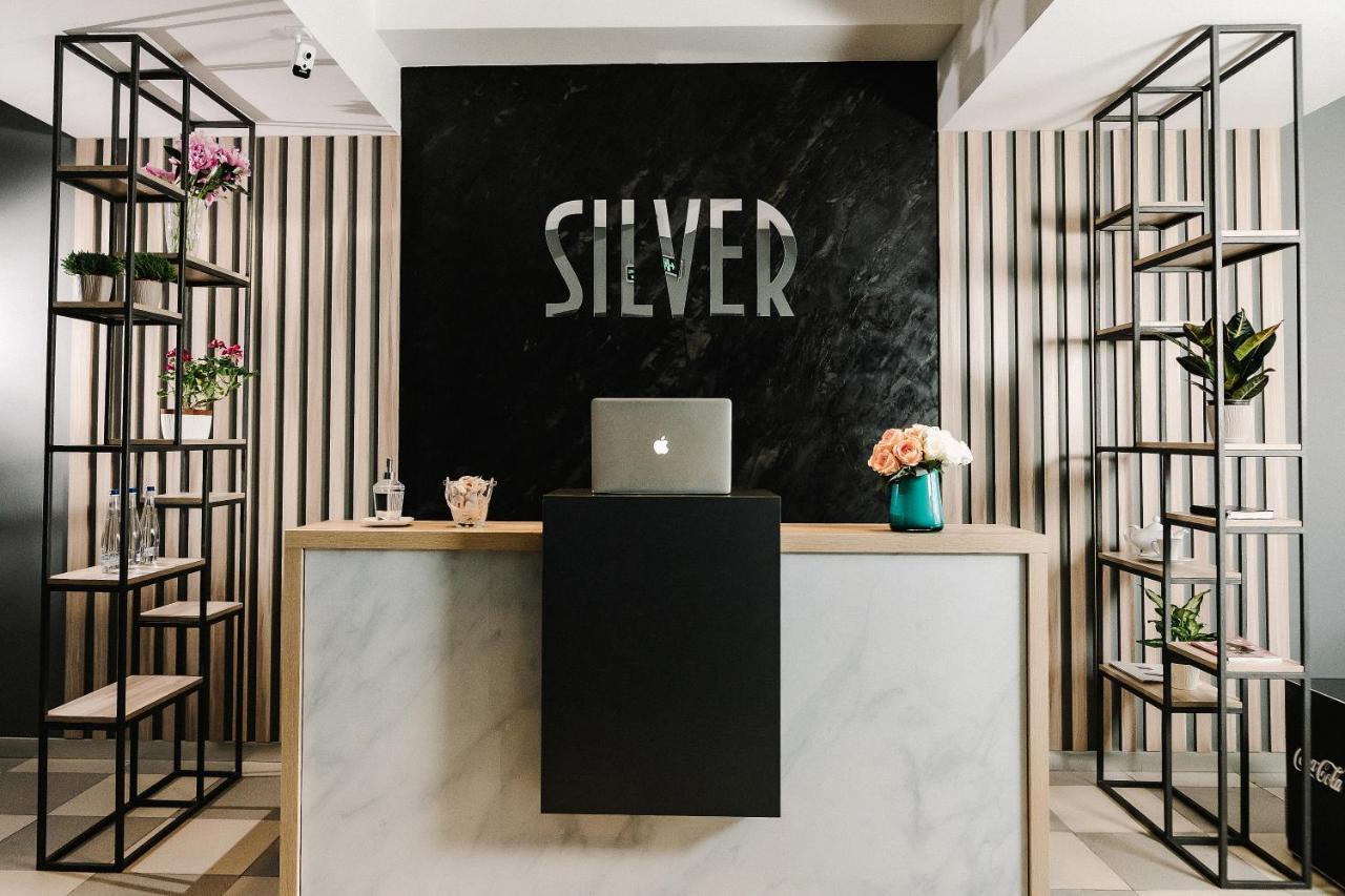 איוונו-פרנקיבסק Готельно-Рестораний Комплекс Silver מראה חיצוני תמונה